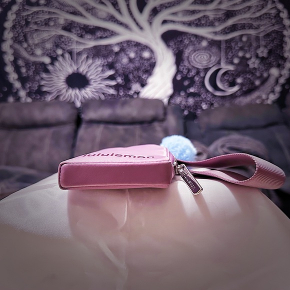 Lululemon Purple clutch wallet - Picture 14 of 17